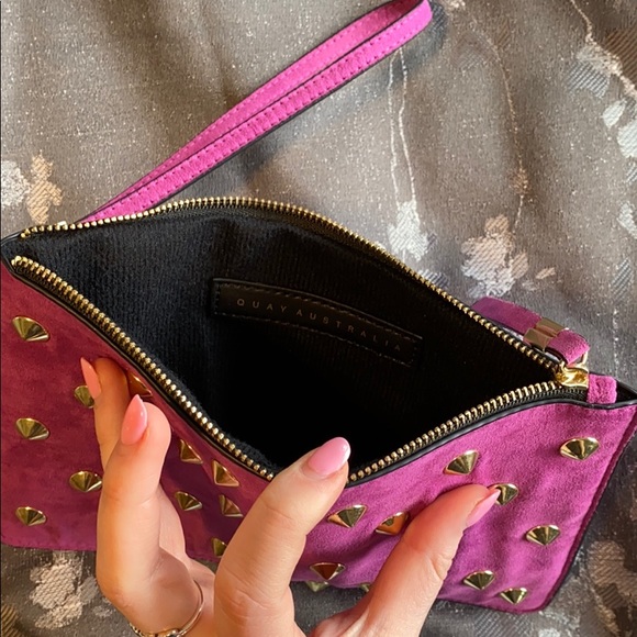 QUAY Australia wristlet - Picture 3 of 3